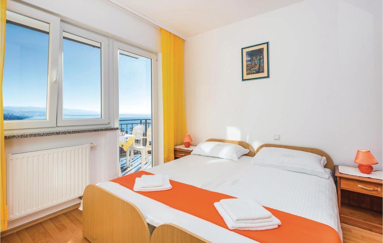 Nice Apartment In Volosko With Kitchen Bagian luar foto