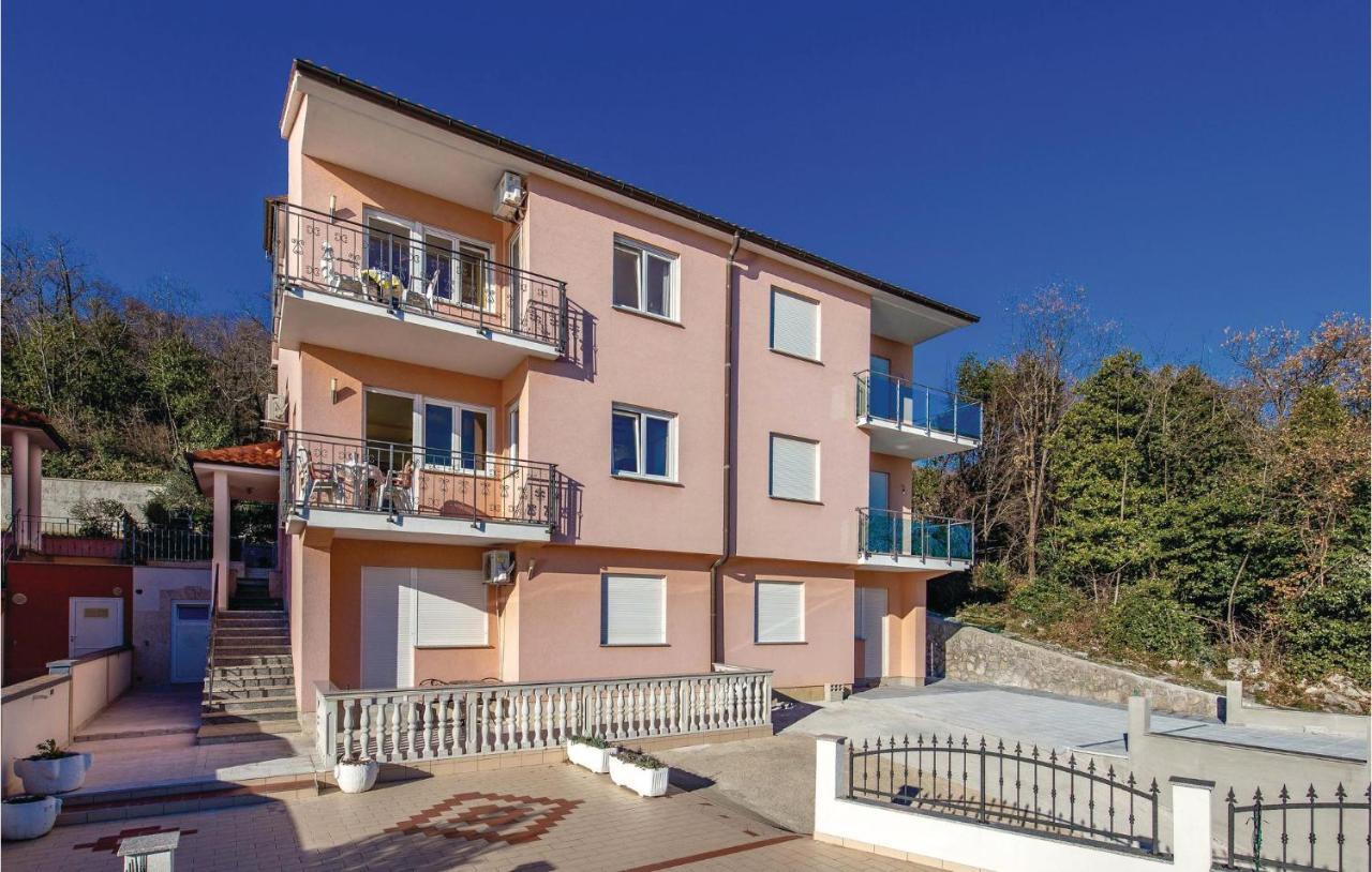 Nice Apartment In Volosko With Kitchen Bagian luar foto