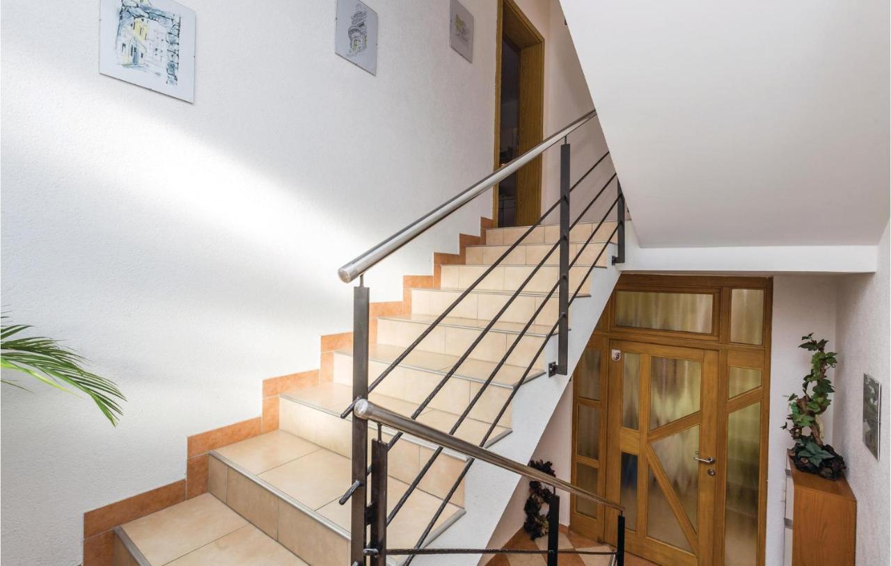 Nice Apartment In Volosko With Kitchen Bagian luar foto